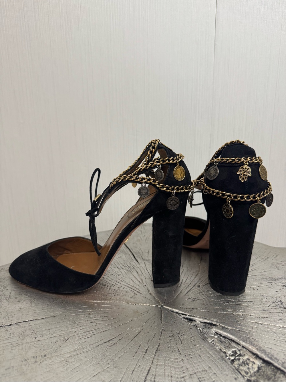 AQUAZZURA Casual Charm Black Heels. Size 39.